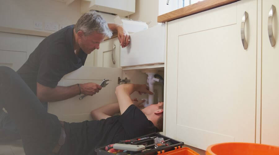Professional burst pipe repair services in Humboldt, IA